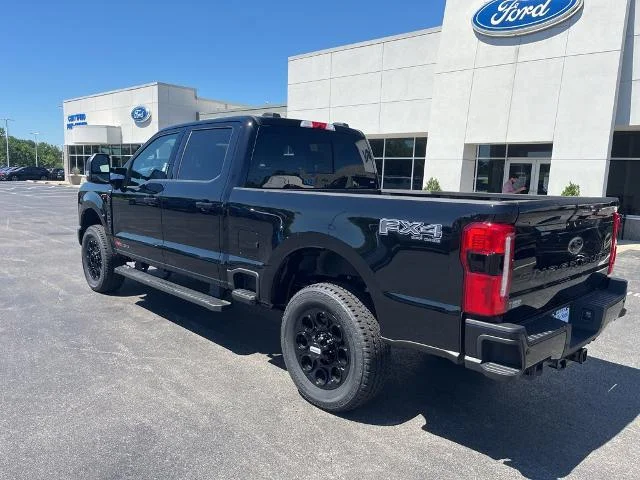 New 2026 Agate Black Metallic Ford F-250® Lariat® image 29