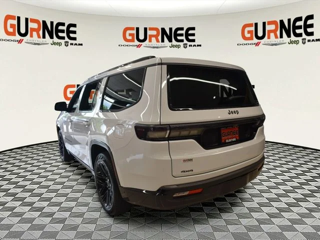 New 2026 Bright White Clear-Coat Exterior Paint Jeep Limited Reserve image 6
