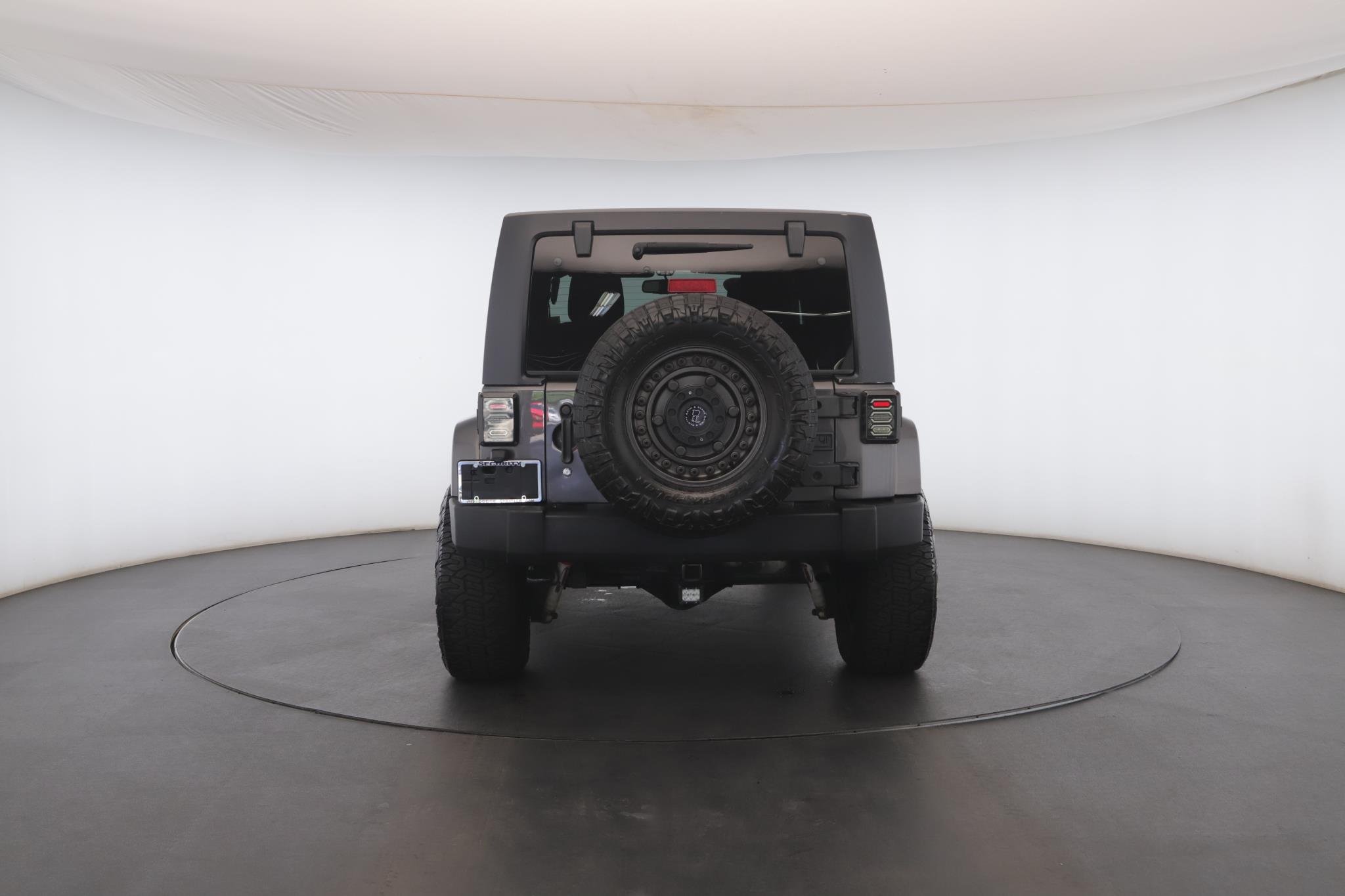 2014 Jeep Wrangler Unlimited Sahara - Photo 19
