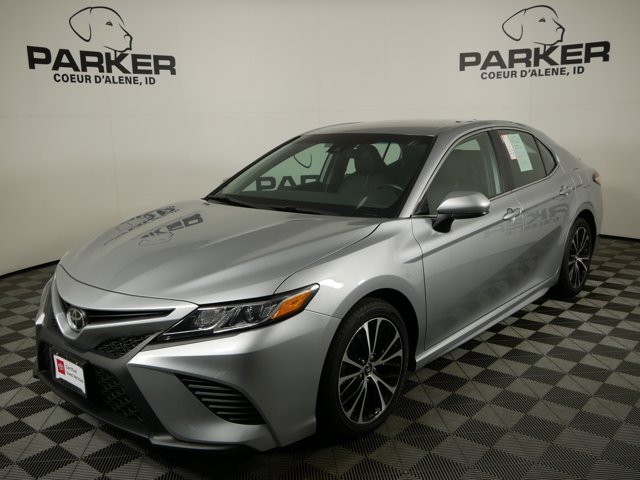 2020 Toyota Camry 2.5 Auto SE's photo