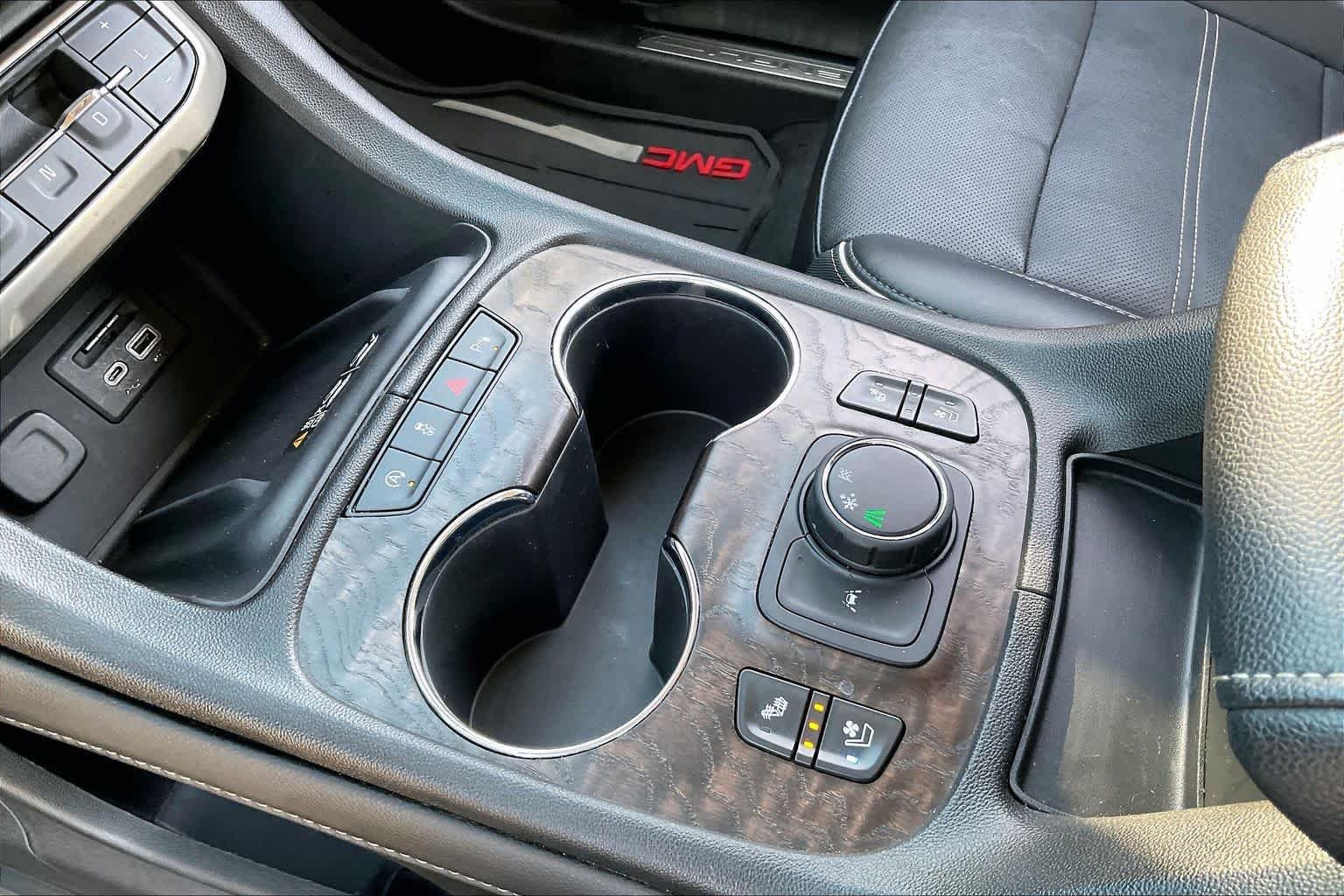 Used 2023 Ebony Twilight Metallic GMC Denali image 13