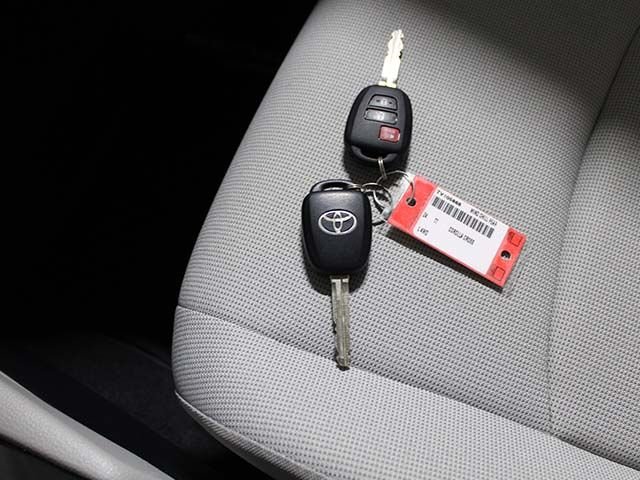 Certified Used 2024 Wind Chill Pearl Toyota L image 18