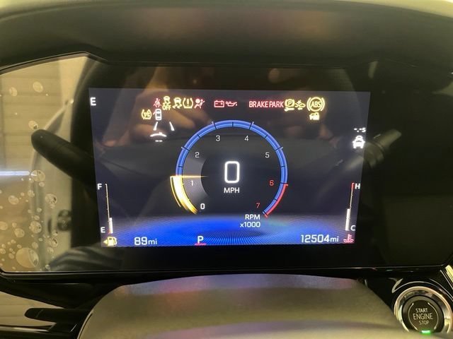 Used 2025 Summit White Chevrolet 2RS image 12