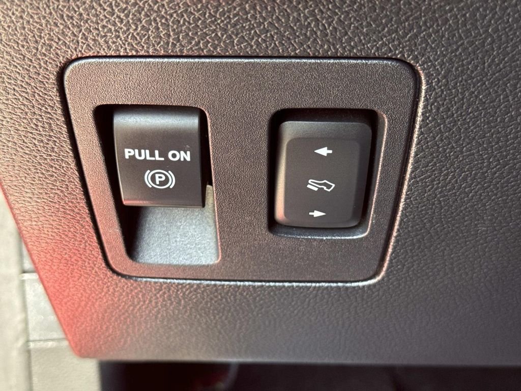 Used 2019  Ford Raptor image 50