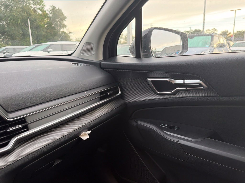 Certified Used 2025 Fusion Black Kia LX image 17
