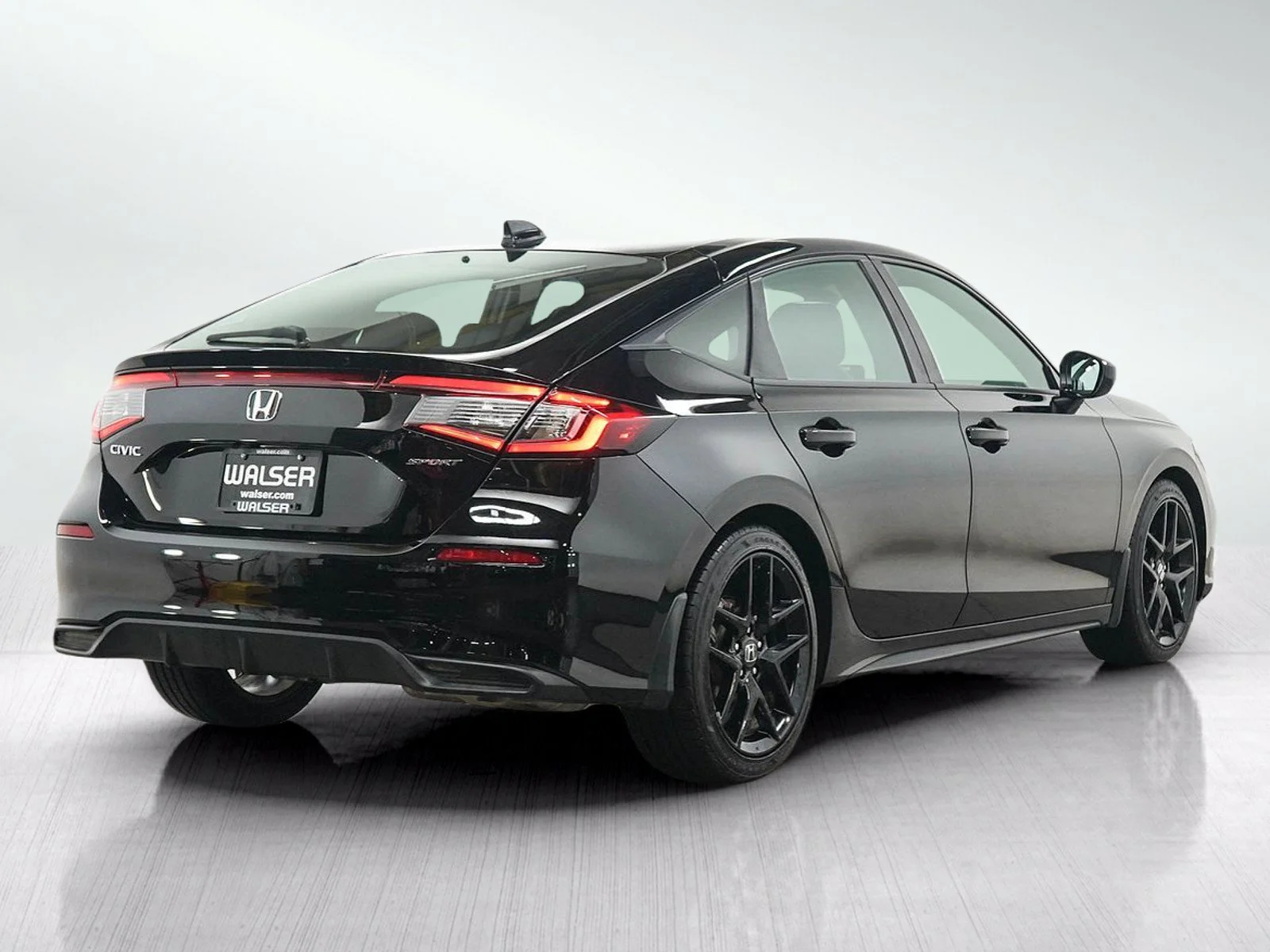 Used 2025  Honda 5D HATCHBACK 2.0L SPORT AUTO image 5