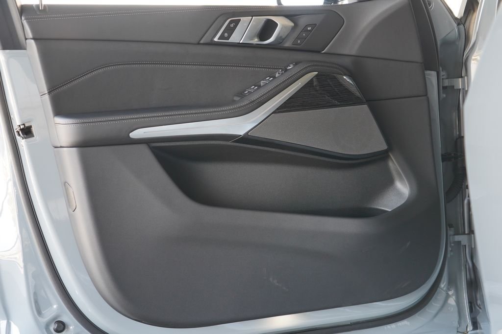 2026 BMW X5 40i - Photo 9