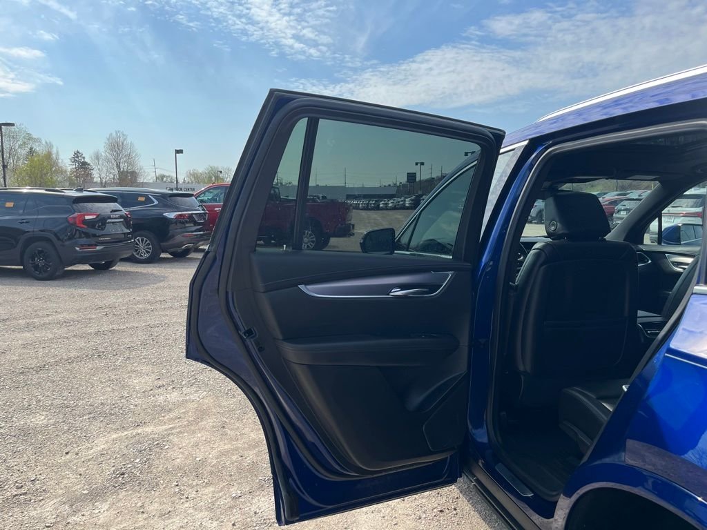 Used 2025 Blue Metallic Cadillac Luxury image 31