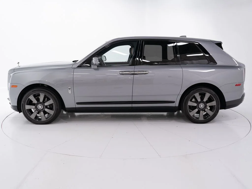 Certified Used 2023 Jubilee Silver Rolls-Royce  image 2