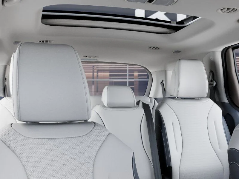 New 2027 White Kia SX Prestige image 27