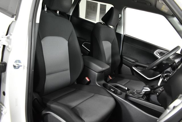 Used 2024 White Kia LX image 15