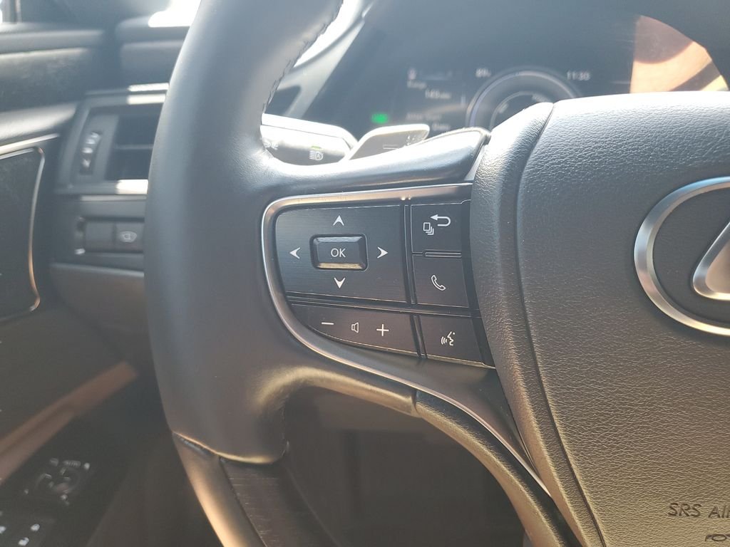 2024 Lexus ES Hybrid 300h Ultra Luxury - Photo 19