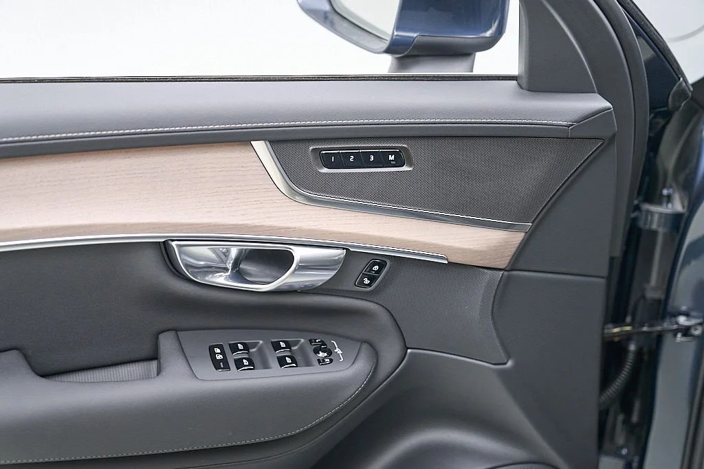 New 2026 Denim Blue Volvo Plus image 11