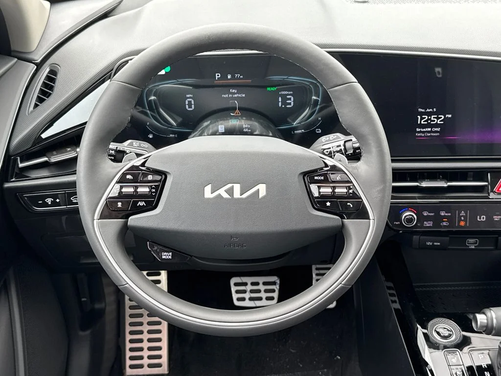 New 2025 Green Kia SX Touring image 23