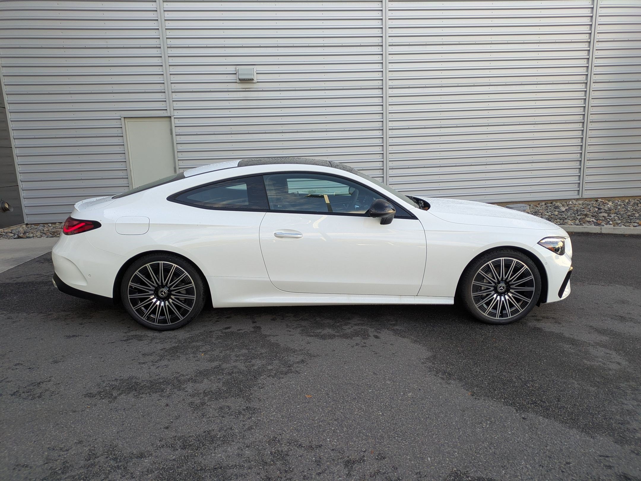 New 2026 Polar White Mercedes-Benz CLE 300 image 2