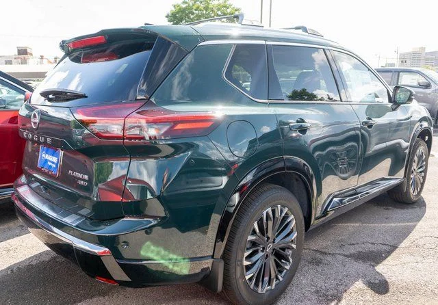 New 2026 Green Nissan Platinum image 6