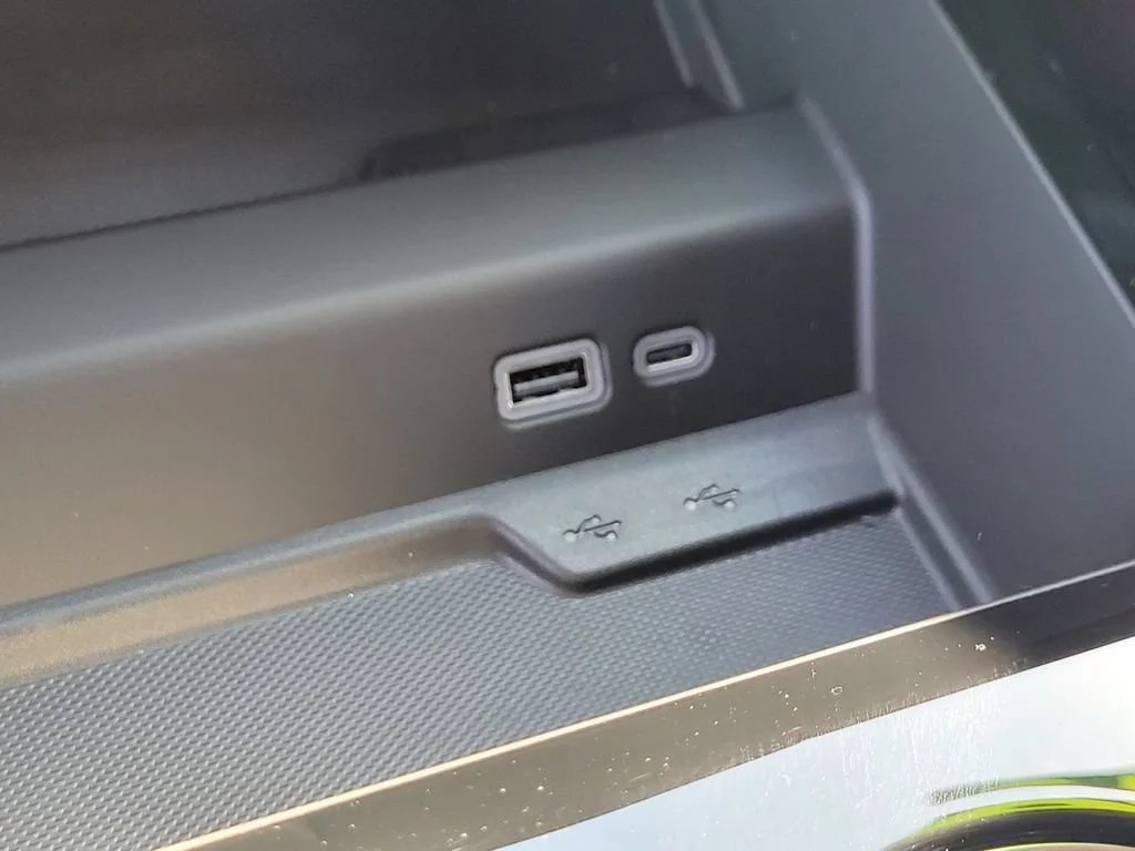 2026 Chevrolet Tahoe Premier - Photo 18