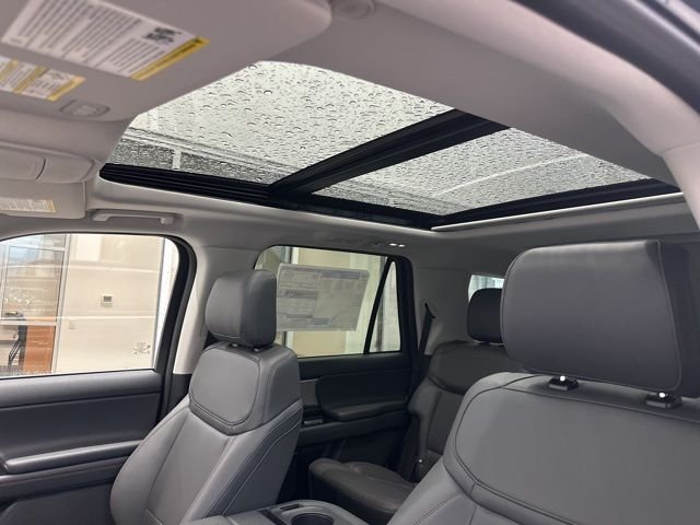2025 Ford Expedition Active - Photo 17