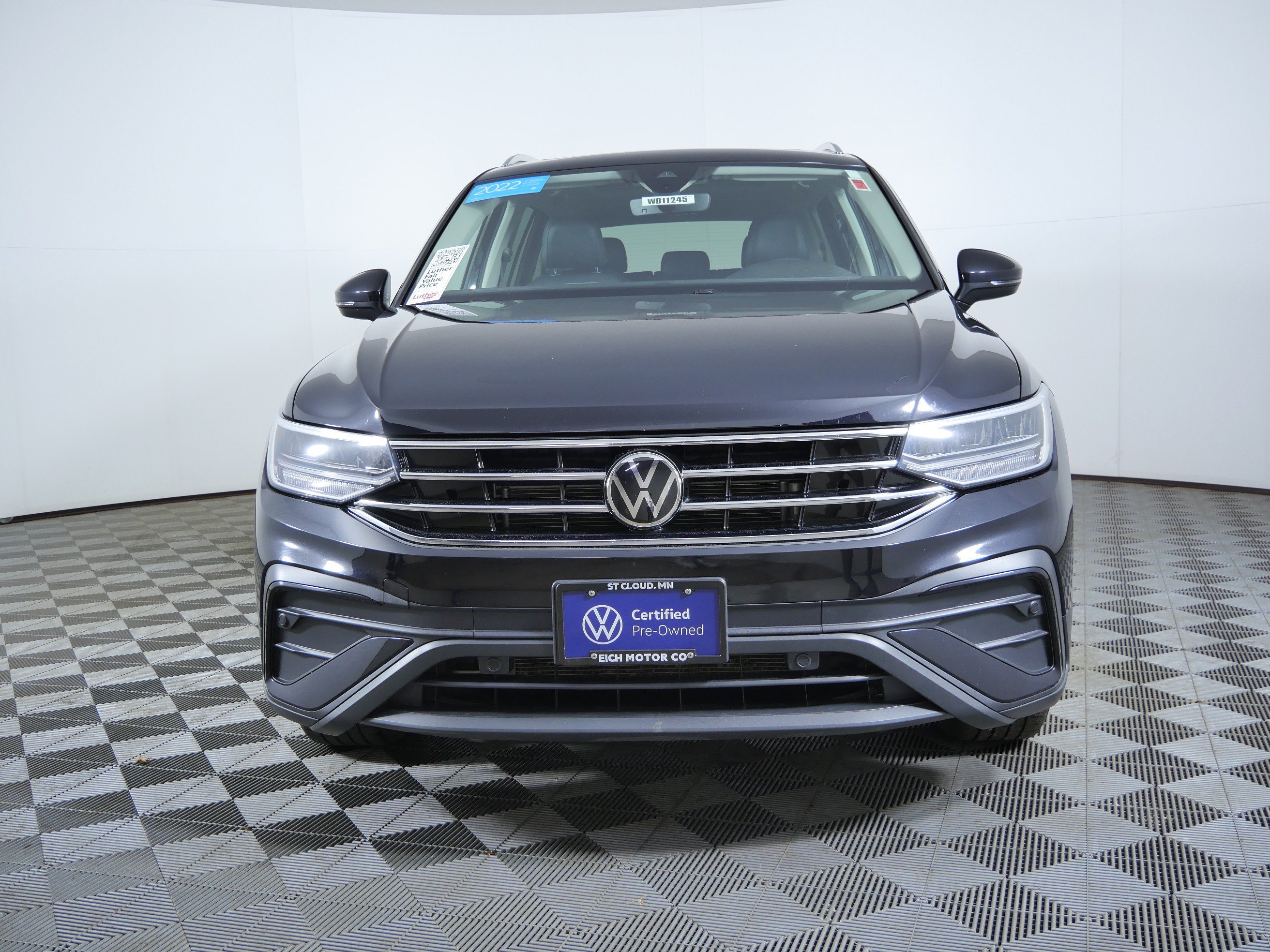 Used 2022 Volkswagen Tiguan SE with VIN 3VV2B7AX8NM120853 for sale in St. Cloud, Minnesota