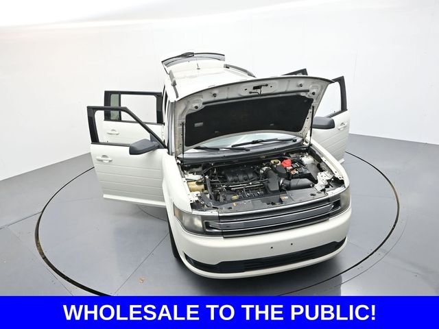 Used 2013 White Ford SE image 40