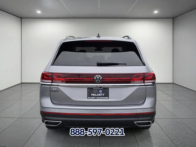 New 2026 Silver Mist Metallic Volkswagen 2.0T SE image 4