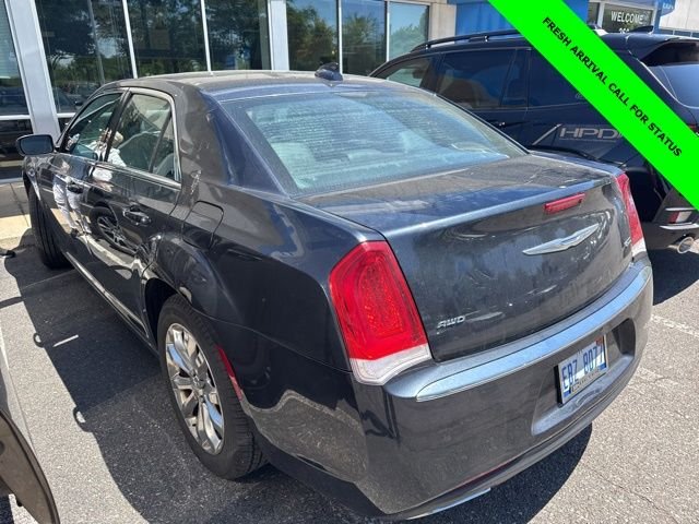 Used 2018 Steel Metallic Chrysler Touring image 10