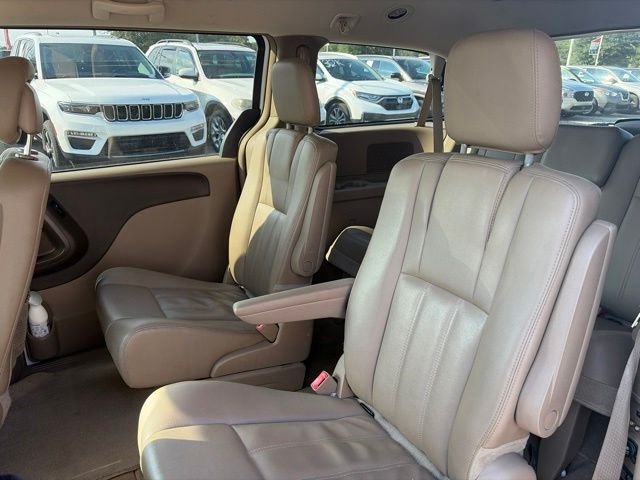 Used 2015 White Chrysler Touring image 24