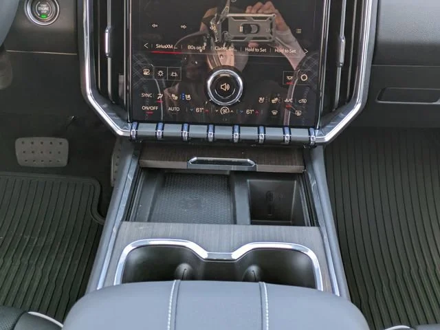 2026 GMC Acadia Denali - Photo 20