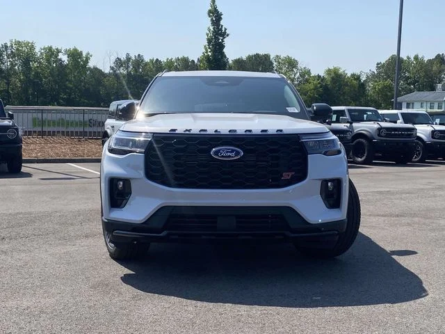 New 2026 Space White Metallic Ford ST image 8