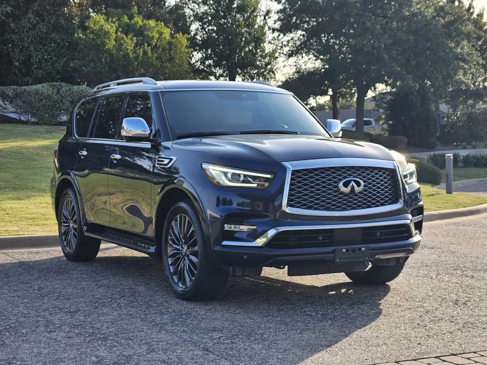 Used 2023 Hermosa Blue INFINITI SENSORY image 4