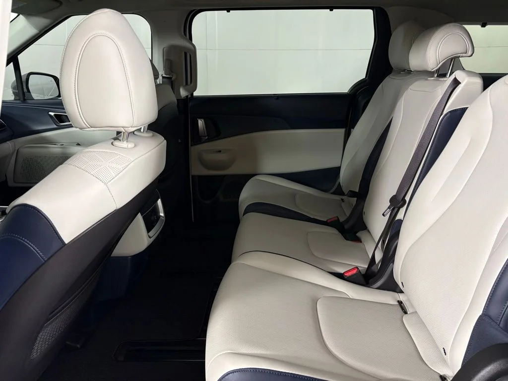 New 2026 White Kia EX image 34