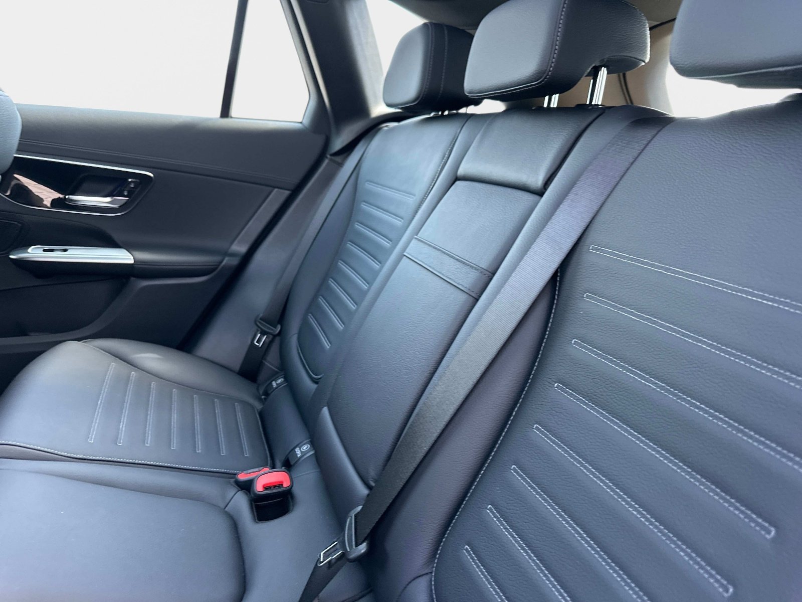 2025 Mercedes-Benz GLC AMG GLC43 - Photo 13