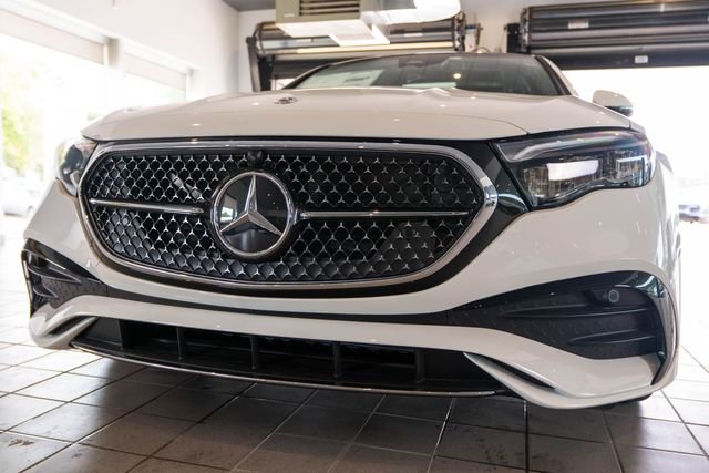 New 2026 Polar White Mercedes-Benz E 350 image 11