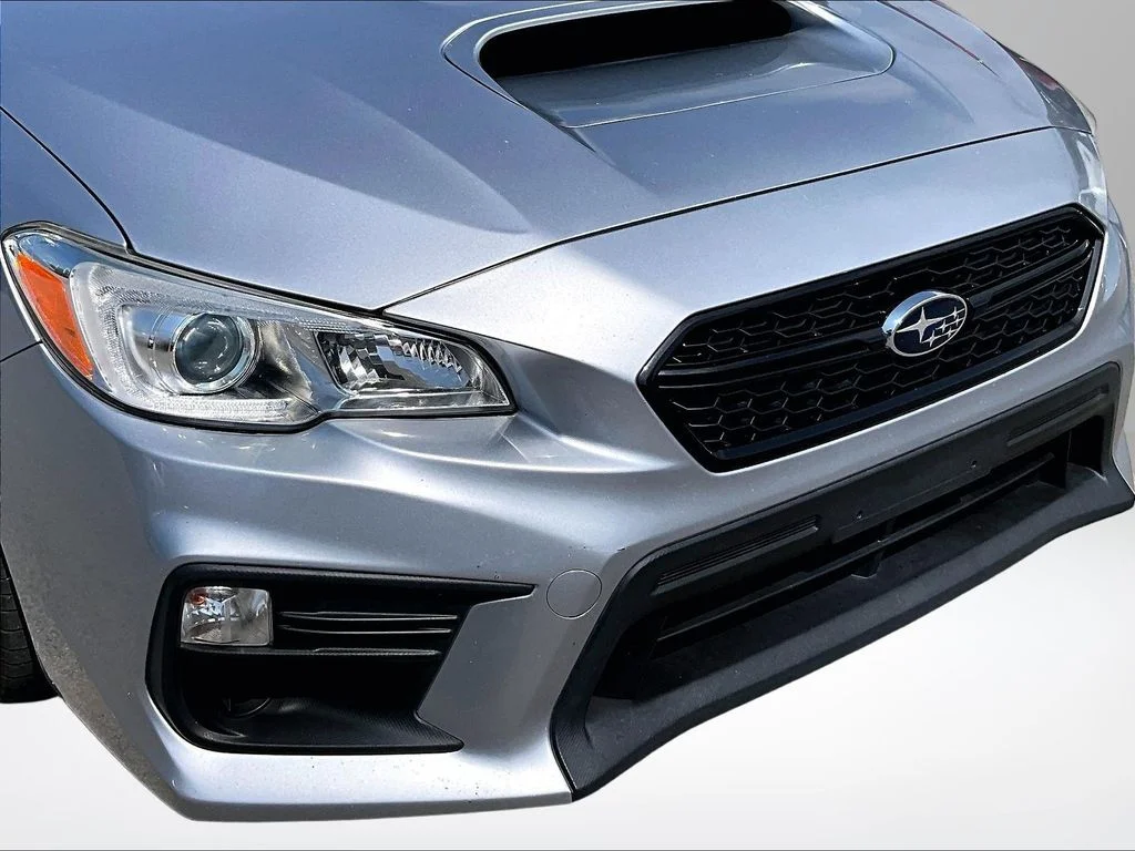 Used 2021 Silver Subaru Base image 29