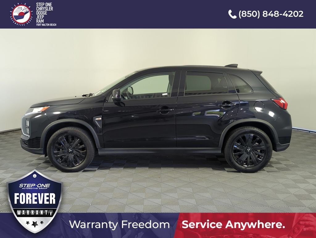 Used 2023 Black Mitsubishi 2.0 LE image 3