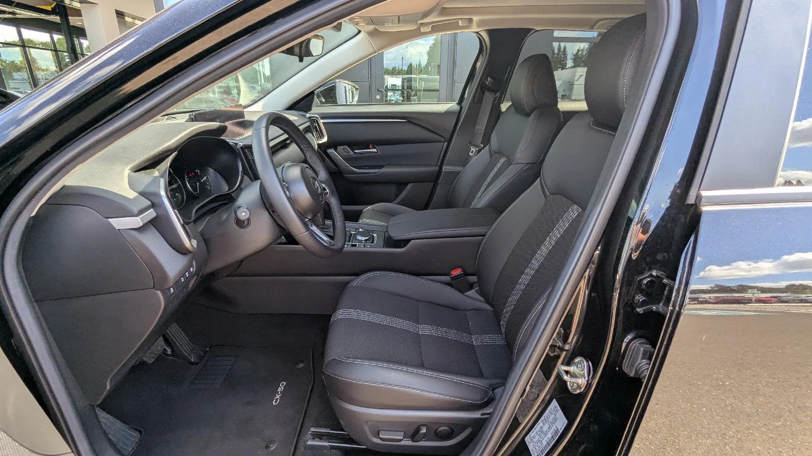 2026 Mazda CX-50 Preferred - Photo 17