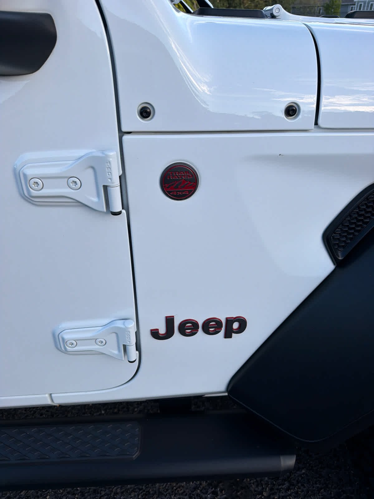 Used 2024 Bright White Clearcoat Jeep Rubicon image 23