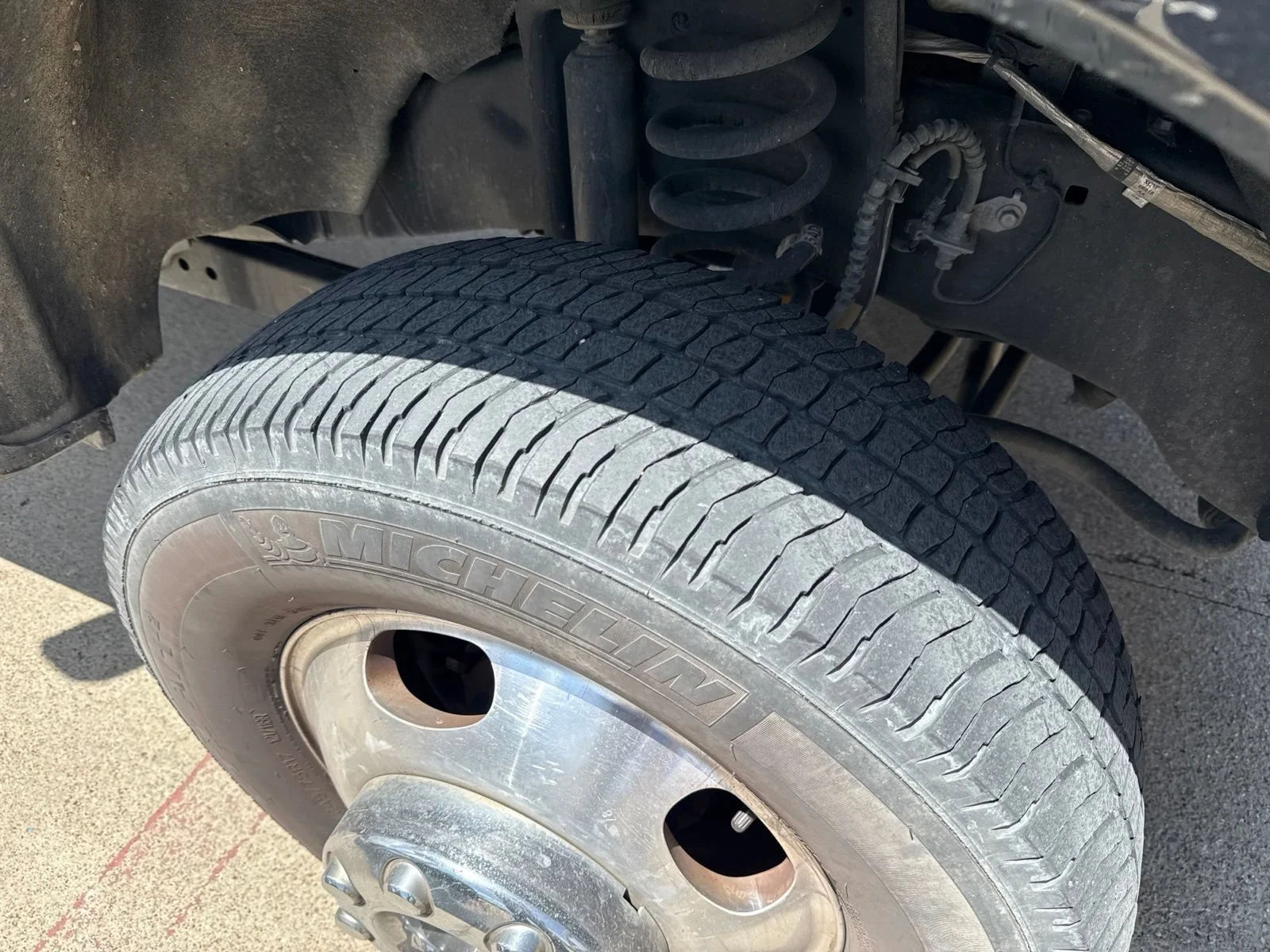 Used 2019 Black Ford Platinum image 5