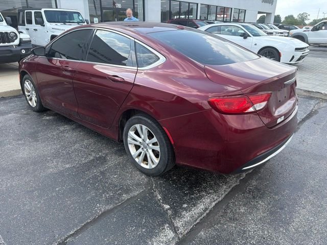 Used 2015 Red Chrysler Limited image 5