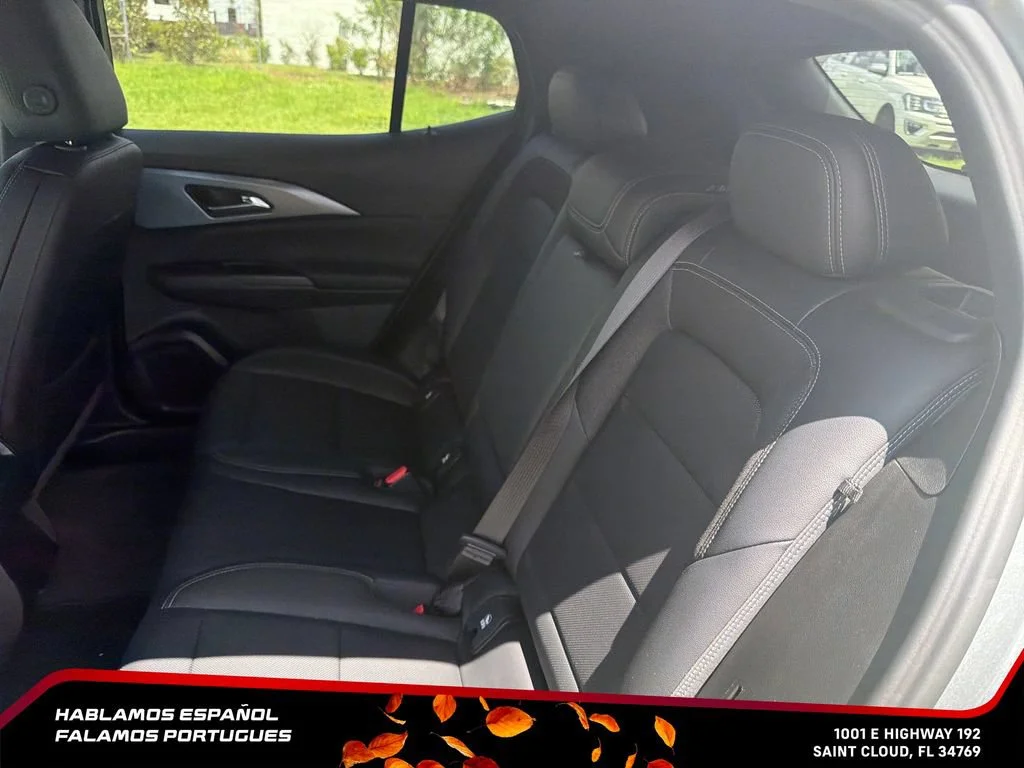 Used 2025 Sterling Gray Metallic Chevrolet LT image 28