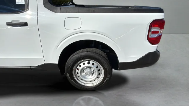 Used 2024 White Ford XL image 36