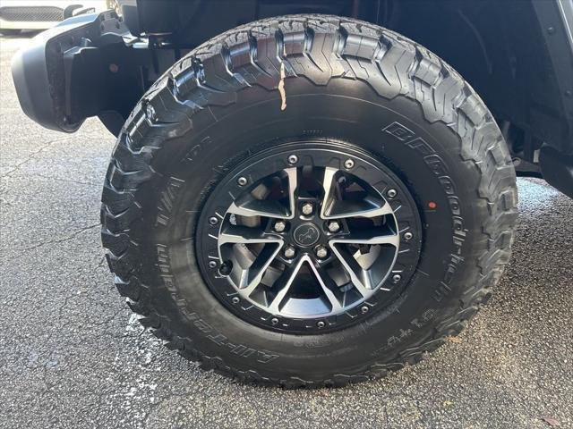 2025 Jeep Wrangler 4-Door Willys - Photo 18