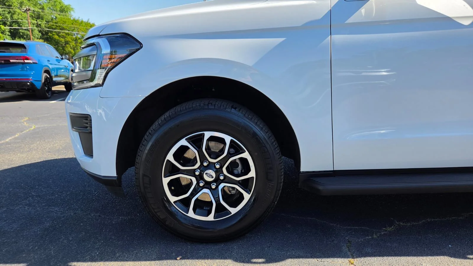 Used 2024 Oxford White Ford XLT image 71