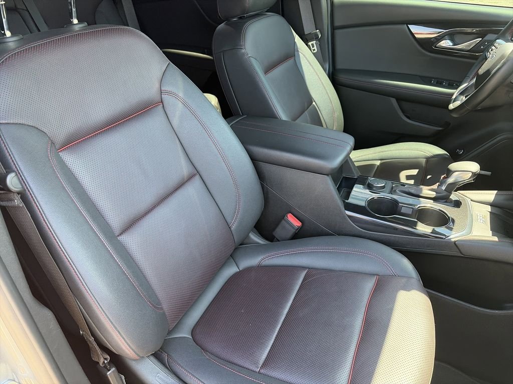 Used 2023 Gray Chevrolet RS image 35