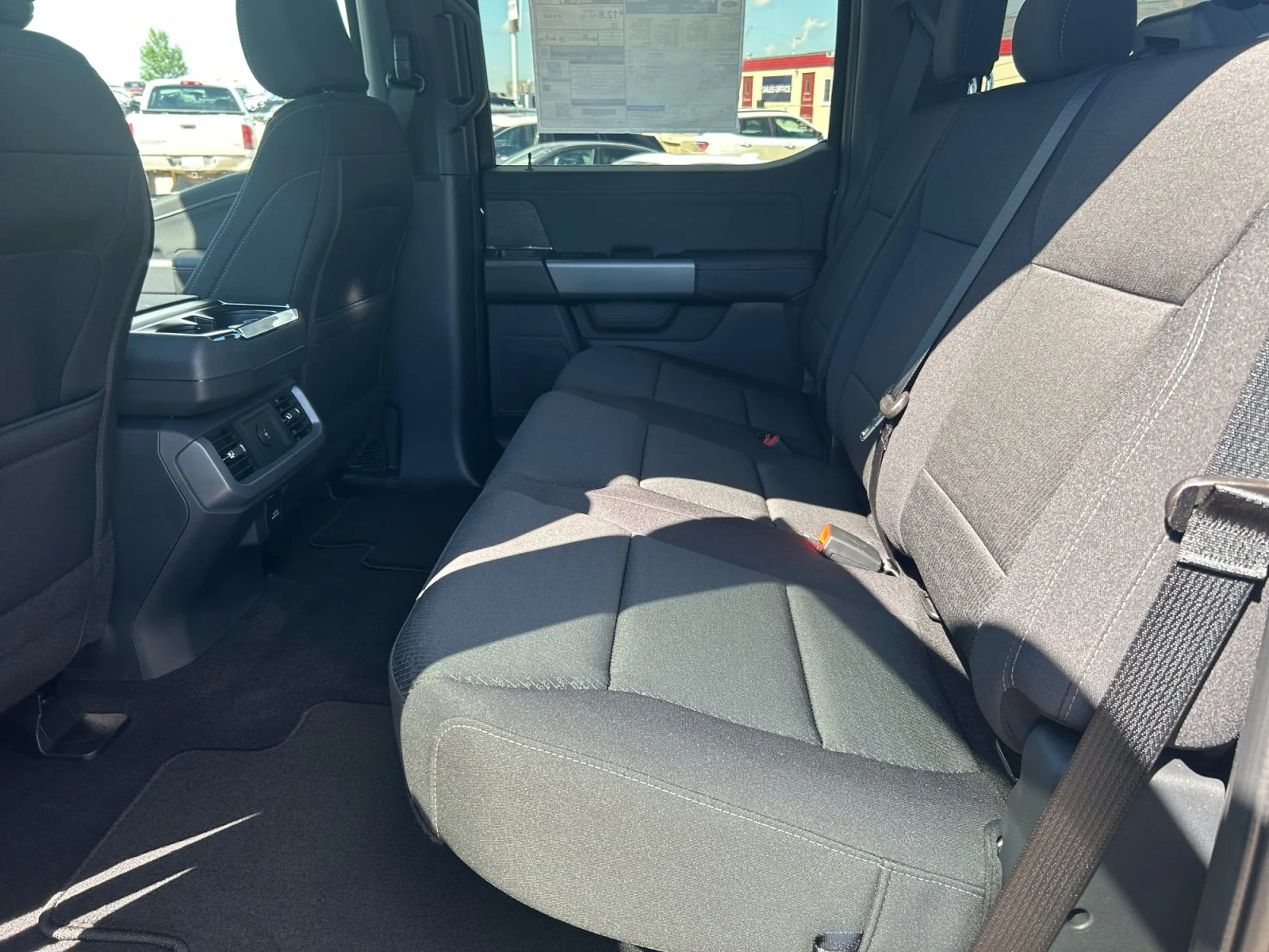 New 2026 Agate Black Metallic Ford XLT image 18