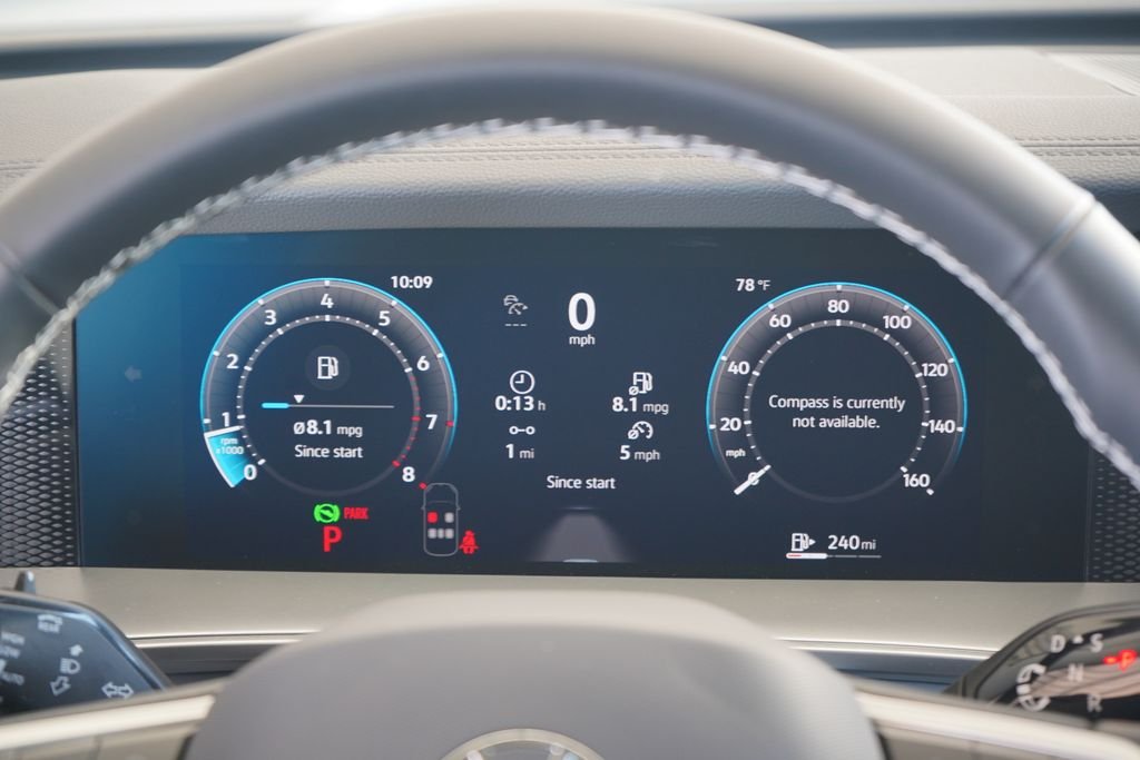 New 2026 Pure White Volkswagen 2.0T SE image 10