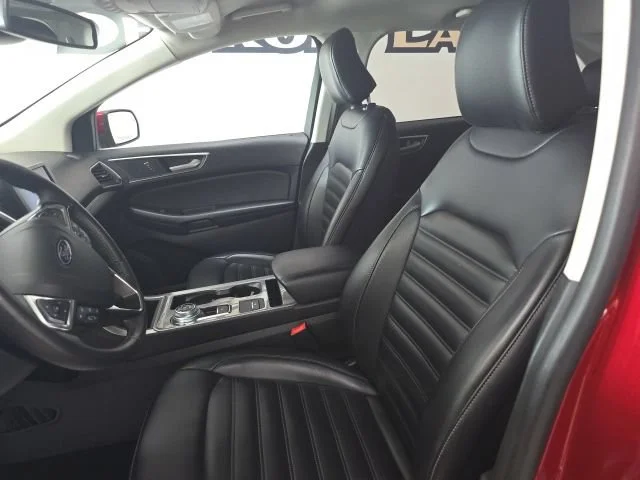 Used 2024 Red Ford SEL image 18