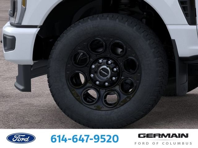 New 2026 Oxford White Ford XLT image 23