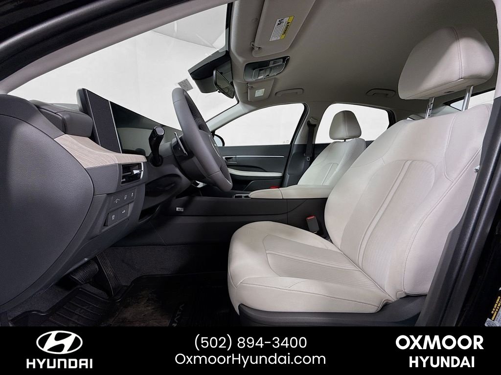 Used 2025 Abyss Black Hyundai SEL image 20
