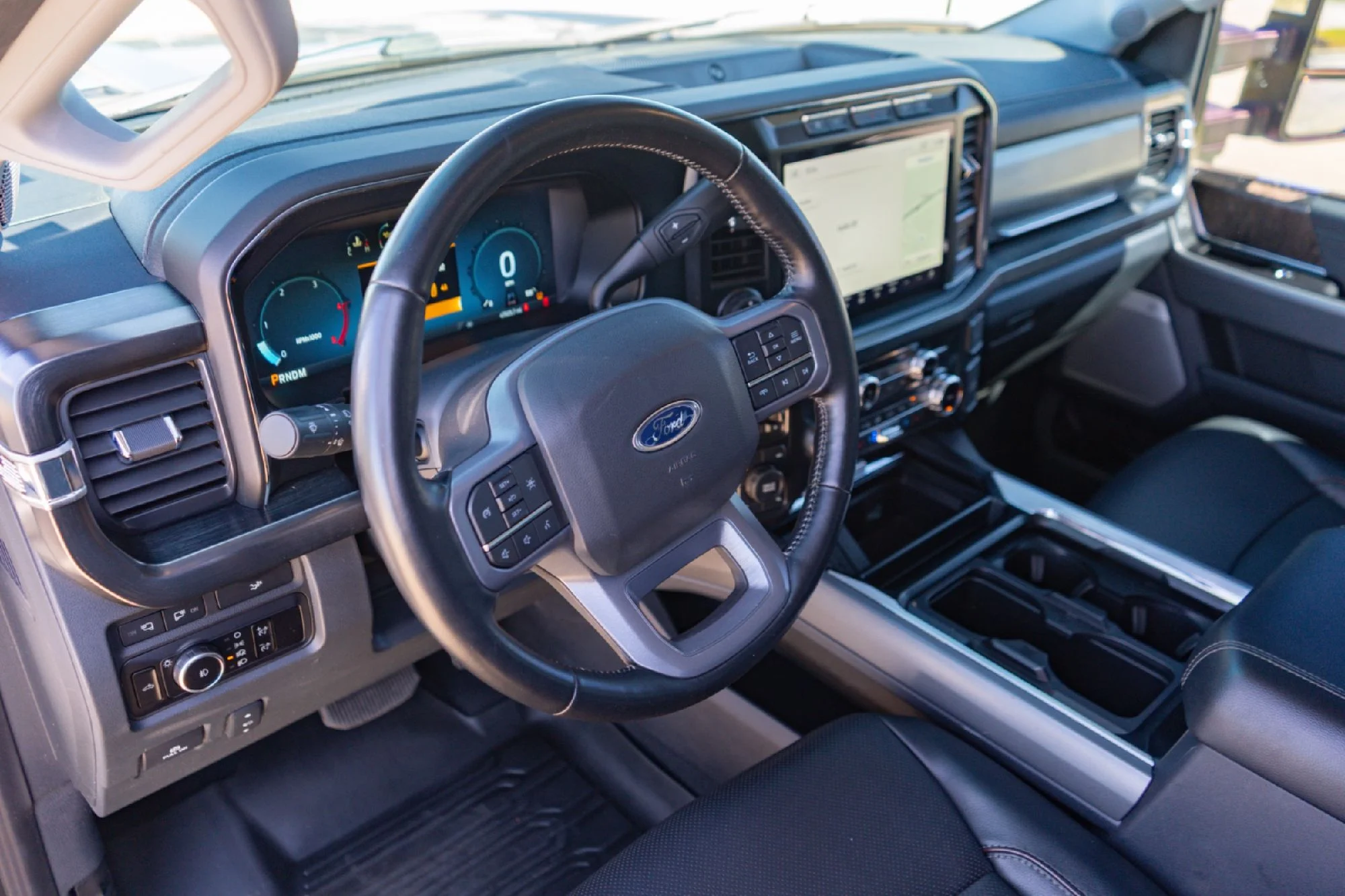 Used 2023 Silver Ford Lariat image 8